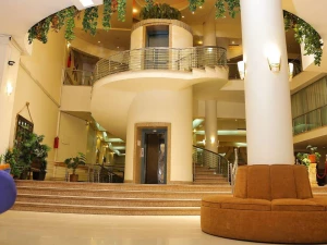 لابی  هتل صدر مشهد