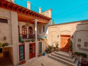 بوتیک هتل گل بهار شیراز بوتیک هتل گل بهار شیراز