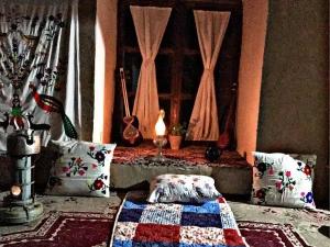 اقامتگاه بوم گردی غلامحسین خان بردسکن اقامتگاه بوم گردی غلامحسین خان بردسکن