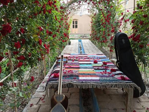 اقامتگاه بوم گردی غلامحسین خان بردسکن اقامتگاه بوم گردی غلامحسین خان بردسکن