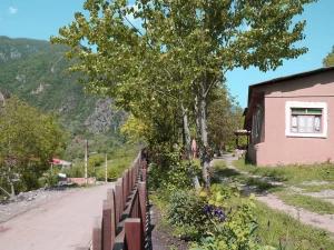 اقامتگاه بوم گردی سرخدار علی آباد کتول اقامتگاه بوم گردی سرخدار علی آباد کتول