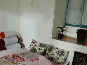 اقامتگاه بوم گردی سرکمر بردسکن اقامتگاه بوم گردی سرکمر بردسکن