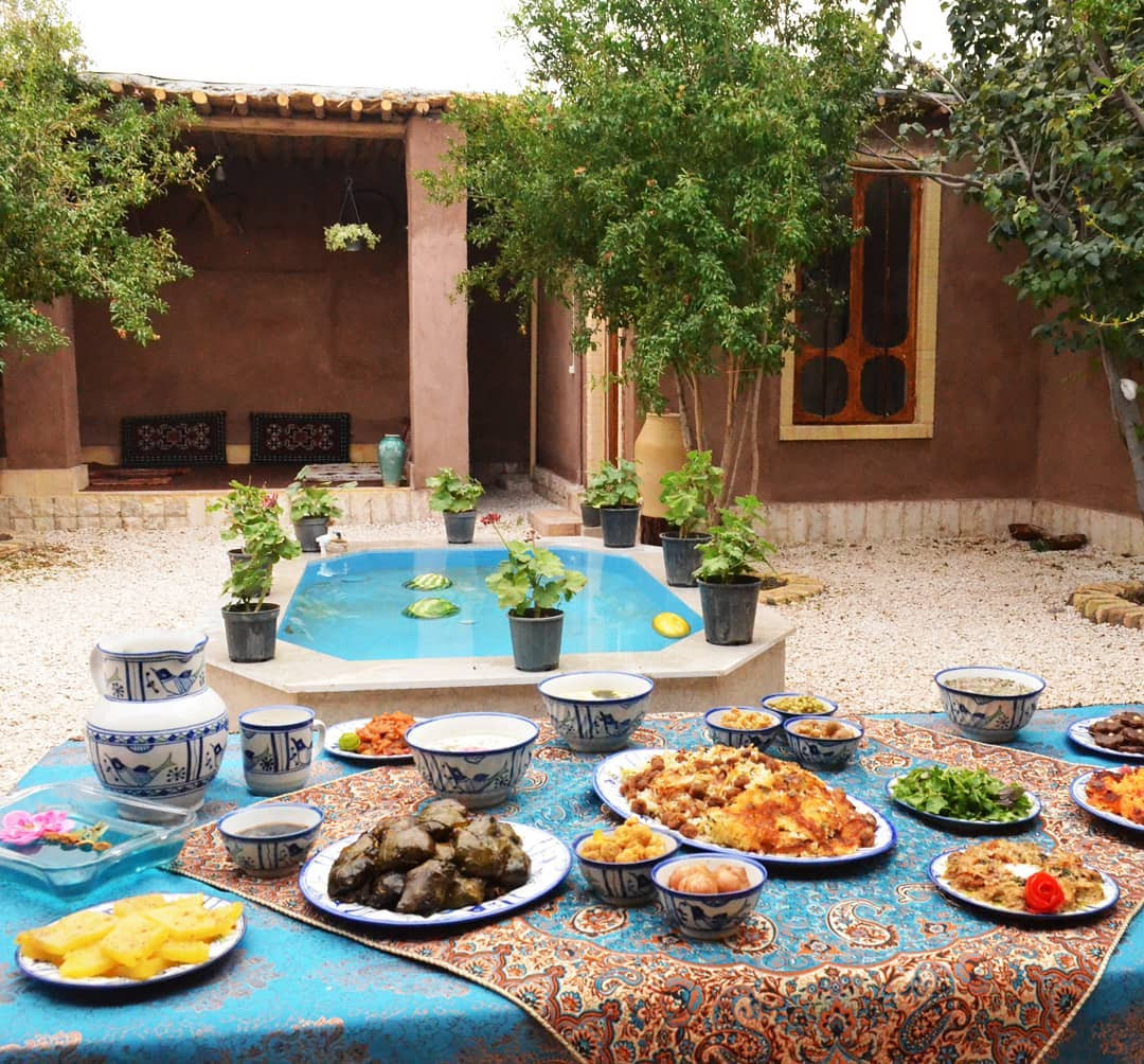 اقامتگاه بوم گردی خانه کالان پاسارگاد