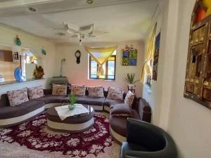 ویلا دو خوابه باغ گیل آوا رشت ویلا دو خوابه باغ گیل آوا رشت