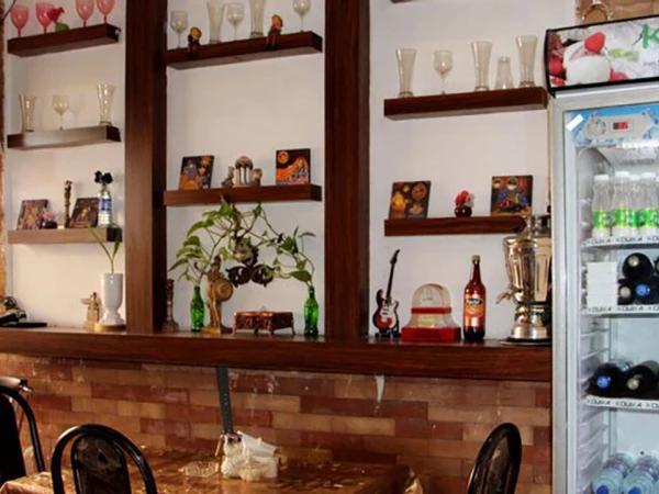 کافی شاپ مهمانسرا تخت طاووس شیراز کافی شاپ مهمانسرا تخت طاووس شیراز