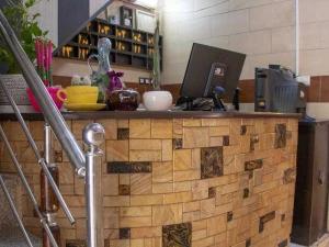 پذیرش مهمانسرا نارنجستان شیراز پذیرش مهمانسرا نارنجستان شیراز