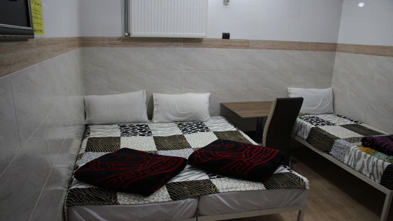 خانه مسافر نفیس قم