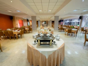 رستوران  هتل پیروزی اصفهان