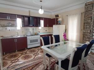 آپارتمان دو خوابه آتلانتیس چالوس آپارتمان دو خوابه آتلانتیس چالوس