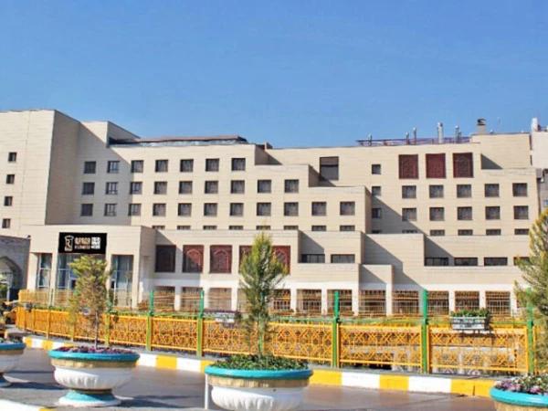 نمای بیرونی هتل قصر الضیافه قدس رکسان مشهد نمای بیرونی هتل قصر الضیافه قدس رکسان مشهد