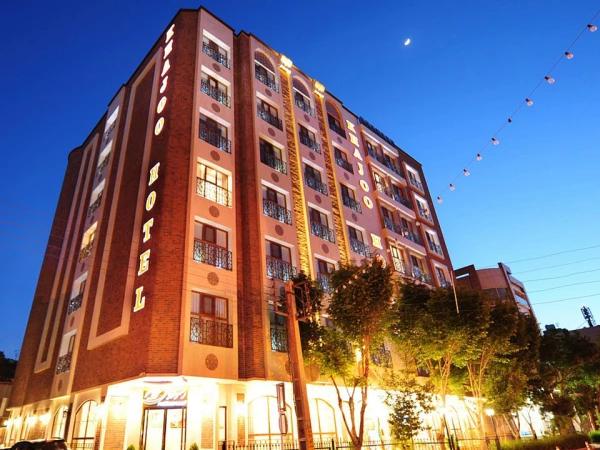 نمای بیرونی هتل خواجو اصفهان نمای بیرونی هتل خواجو اصفهان