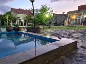 ویلا باغ خاکشور بجنورد ویلا باغ خاکشور بجنورد