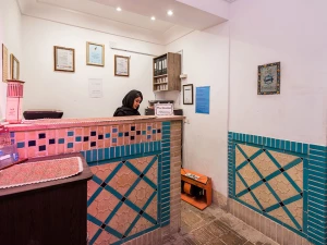 پذیرش  هتل تاریخی لب خندق یزد