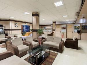 لابی هتل ورزش تهران لابی هتل ورزش تهران