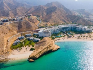 هتل جمیرا بی عمان