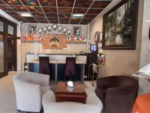 لابی هتل پارک پلازا حجاب سابق تهران لابی هتل پارک پلازا حجاب سابق تهران