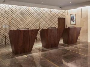 هتل کرون پلازا عمان هتل کرون پلازا عمان