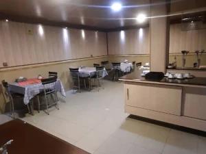 رستوران هتل تابان تهران رستوران هتل تابان تهران