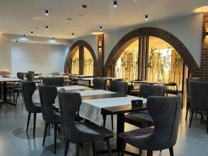 رستوران هتل آپارتمان بانی تهران رستوران هتل آپارتمان بانی تهران