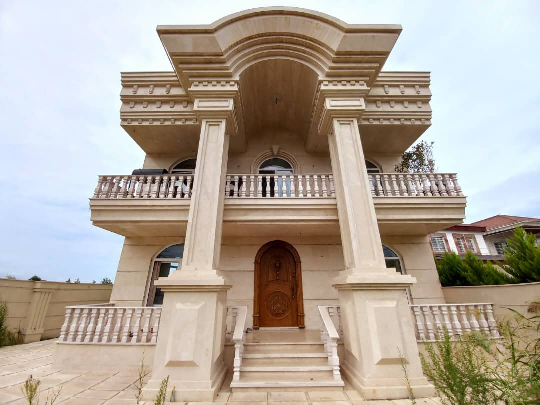 عمارت لوکس استخردار بهرام نمک آبرود