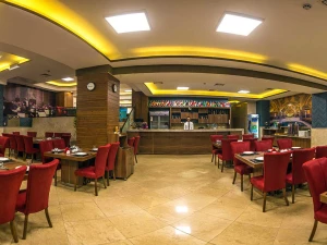 رستوران  هتل آزادی تبریز