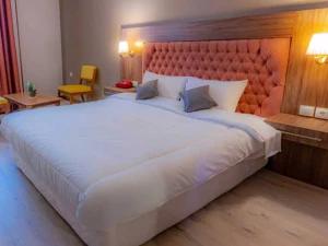 فضای داخلی هتل آریانا شیراز فضای داخلی هتل آریانا شیراز