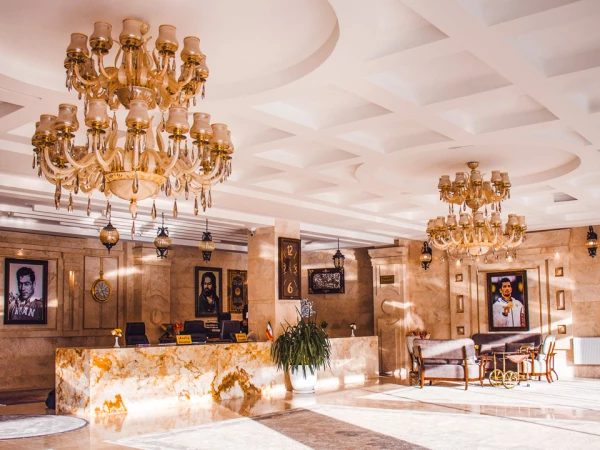 لابی  هتل قصر یازده شیراز