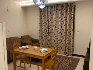 آپارتمان یک خوابه هیرمند 1 کیش آپارتمان یک خوابه هیرمند 1 کیش