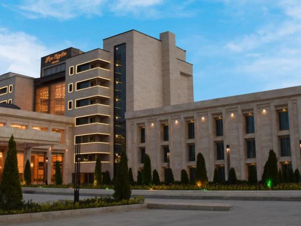 نمای بیرونی هتل میثاق ملل مشهد نمای بیرونی هتل میثاق ملل مشهد