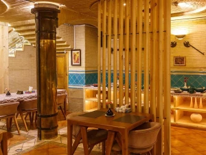 رستوران  هتل رودکی شیراز