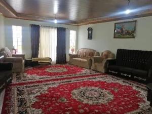 اتاق پذیرایی واحد سه خوابه افتاب محموداباد اتاق پذیرایی واحد سه خوابه افتاب محموداباد