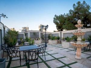 محوطه هتل الوند مشهد محوطه هتل الوند مشهد