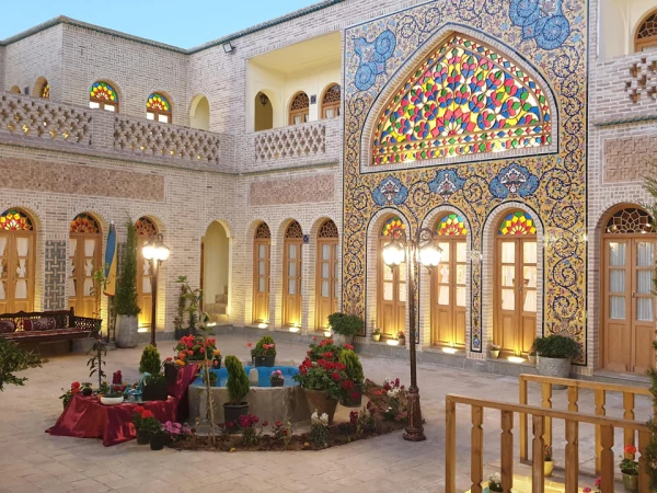 نمای بیرونی  هتل سنتی گل آرا اصفهان