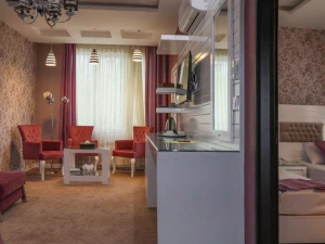 فضای داخلی  هتل ایرانیان قزوین