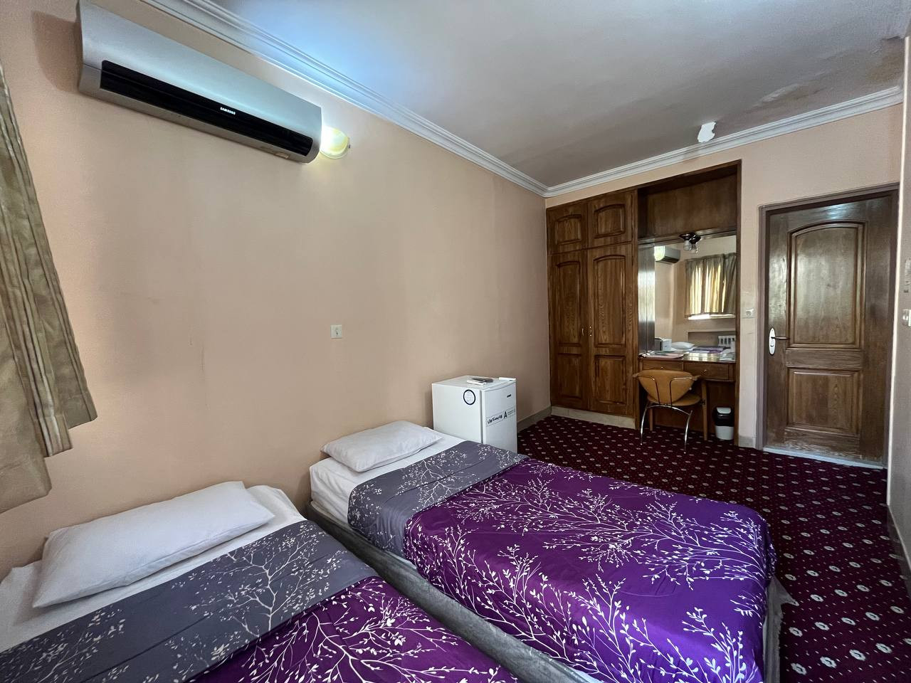 سوئیت شروین واحد 4 اصفهان 