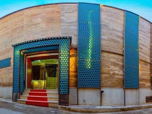 نمای بیرونی هتل ریتون شیراز نمای بیرونی هتل ریتون شیراز