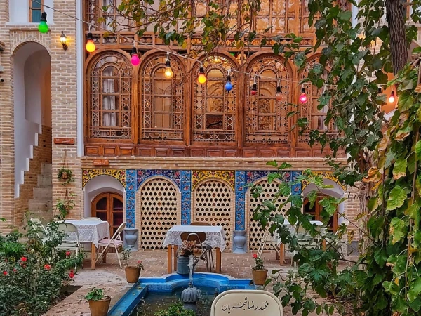 هتل سنتی حجه فروش اصفهان