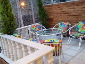 ویلا استخردار جنگلی کارن کردان ویلا استخردار جنگلی کارن کردان