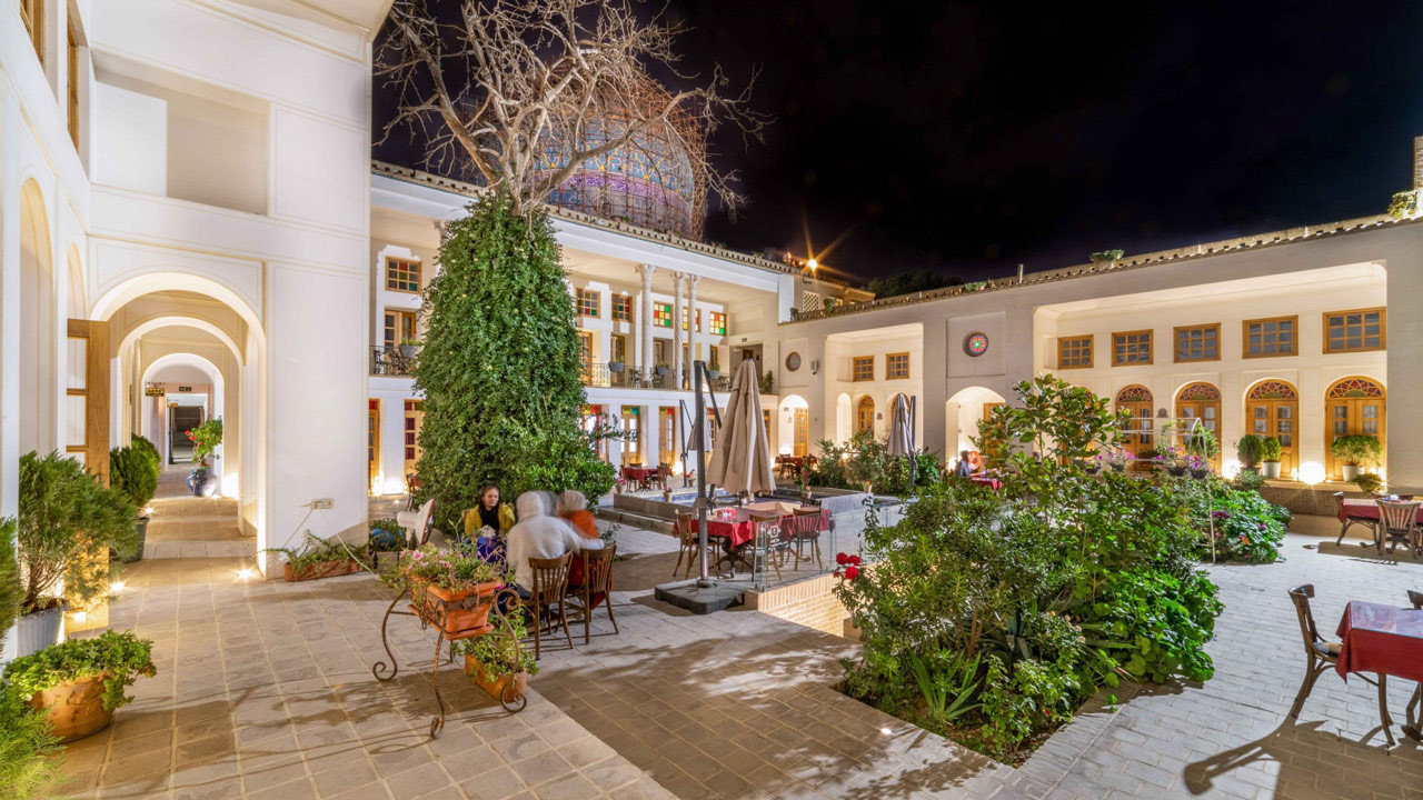 بوتیک هتل کریاس اصفهان