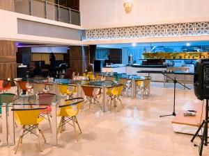 رستوران هتل آبعلی دماوند رستوران هتل آبعلی دماوند