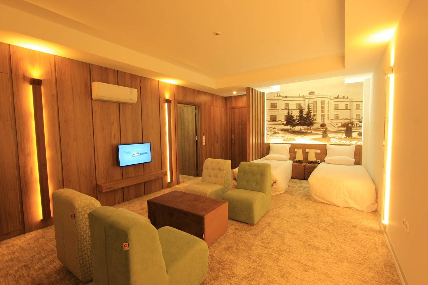 هتل مازرون قائم شهر