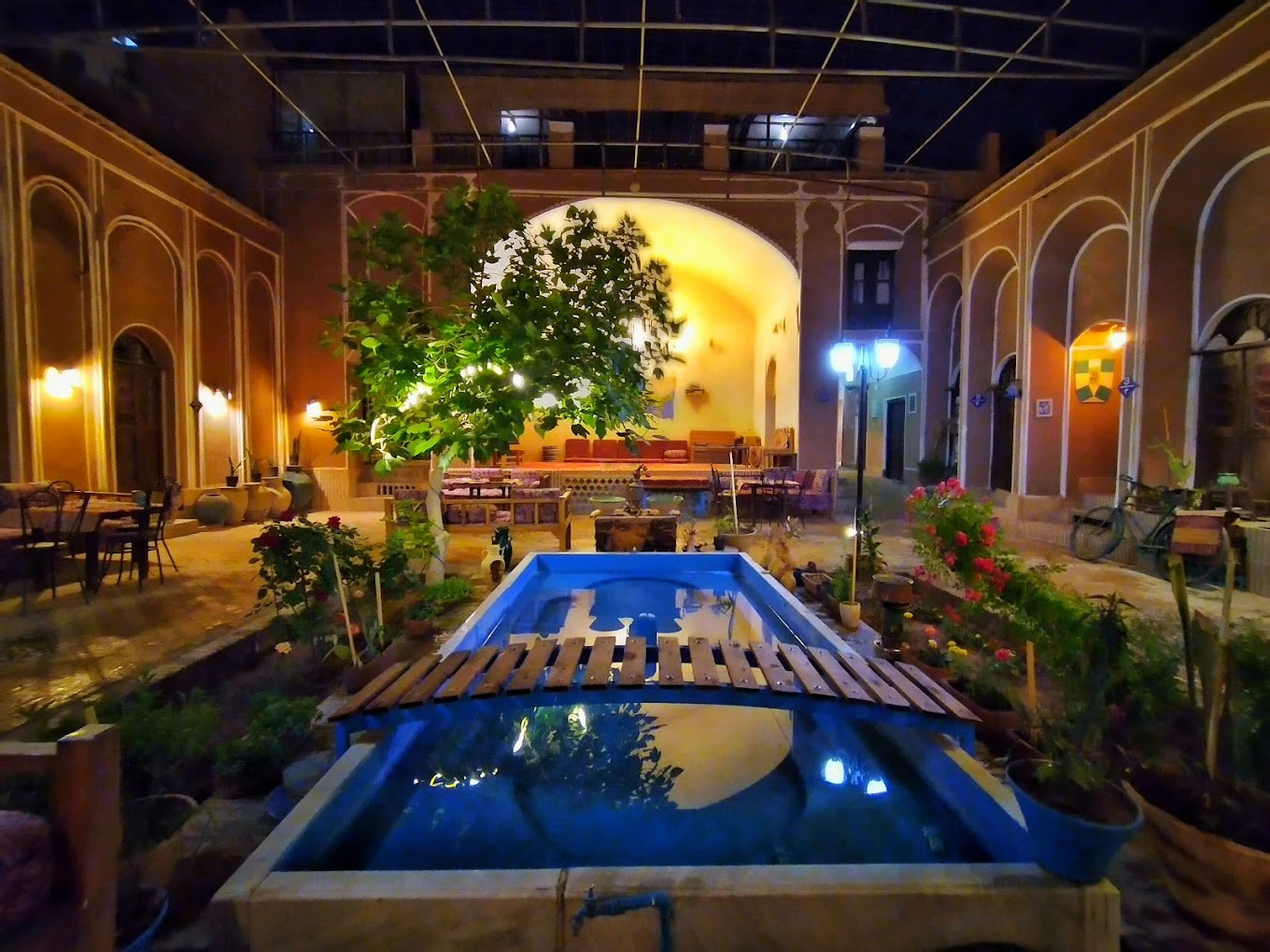 هتل سنتی شرق یزد