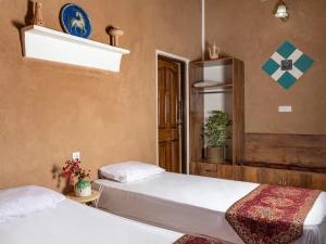 هتل سنتی شرق یزد هتل سنتی شرق یزد