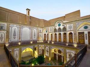 اقامتگاه سنتی سوریجان کاشان اقامتگاه سنتی سوریجان کاشان