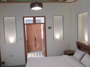 بوتیک هتل سینا شیراز بوتیک هتل سینا شیراز