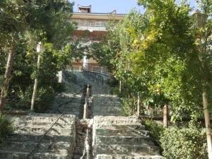 ویلا تریپلکس استخردار فول گیم کردان ویلا تریپلکس استخردار فول گیم کردان