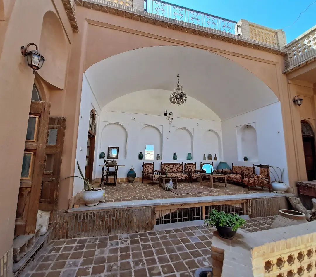 هتل سنتی چهار سوق یزد