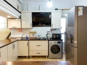 آپارتمان دو خوابه امام رضا 4 مشهد آپارتمان دو خوابه امام رضا 4 مشهد