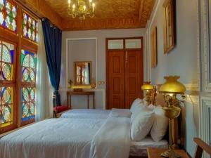 اقامتگاه بوم گردی والاد شیراز اقامتگاه بوم گردی والاد شیراز