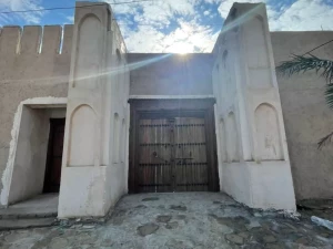 اقامتگاه بوم گردی قلعه سنیز بندر دیلم اقامتگاه بوم گردی قلعه سنیز بندر دیلم